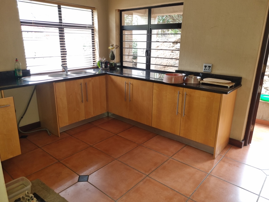 3 Bedroom Property for Sale in Safari Gardens North West